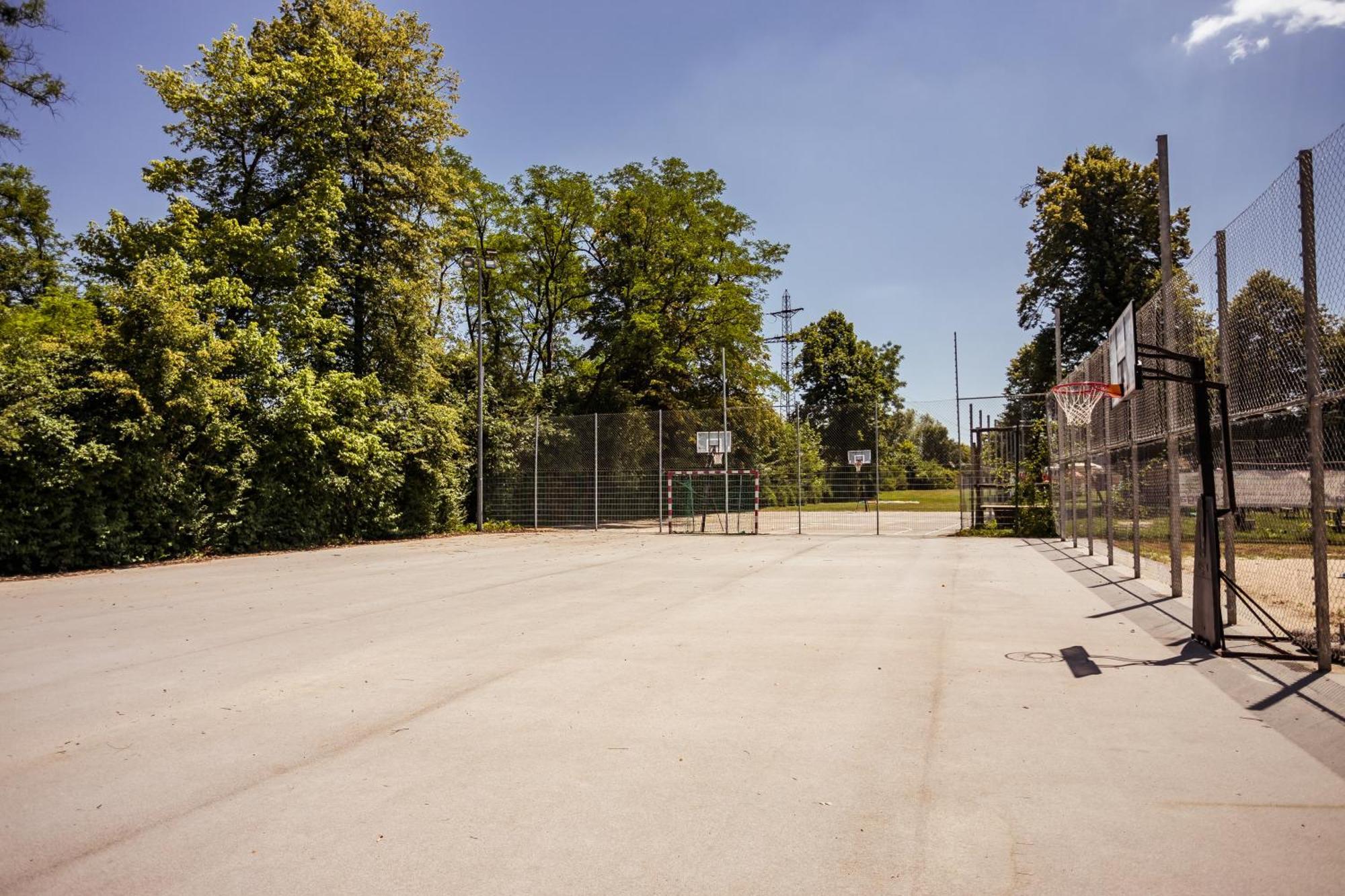 Ljubljana Resort Hotel & Camping Eksteriør billede